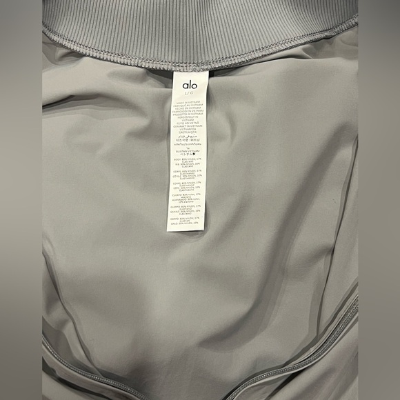 NWT ALO CROPPED BREEZY FULL-ZIP COVER UP - Picture 3 of 4